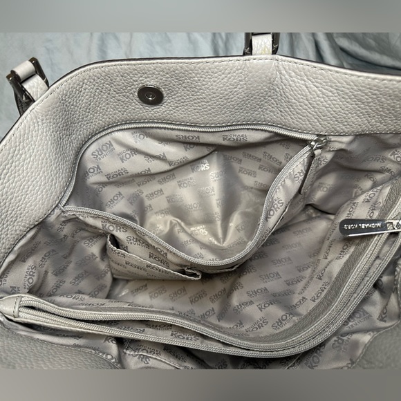 Michael Kors - Harper Tote - Grey Pebbled Leather - Picture 11 of 16